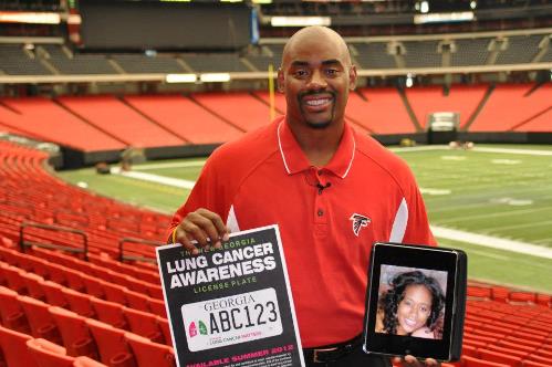 Chris Draft Tackles Lung Cancer Like a Lineman and Earns the Title of August LUNGevity Hero