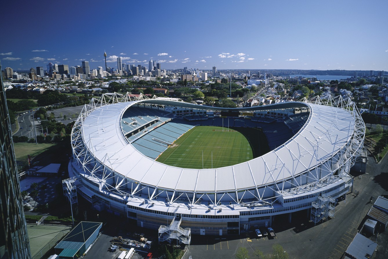 Survivor at Every Stadium: 2017 College Footbal Sydney Cup