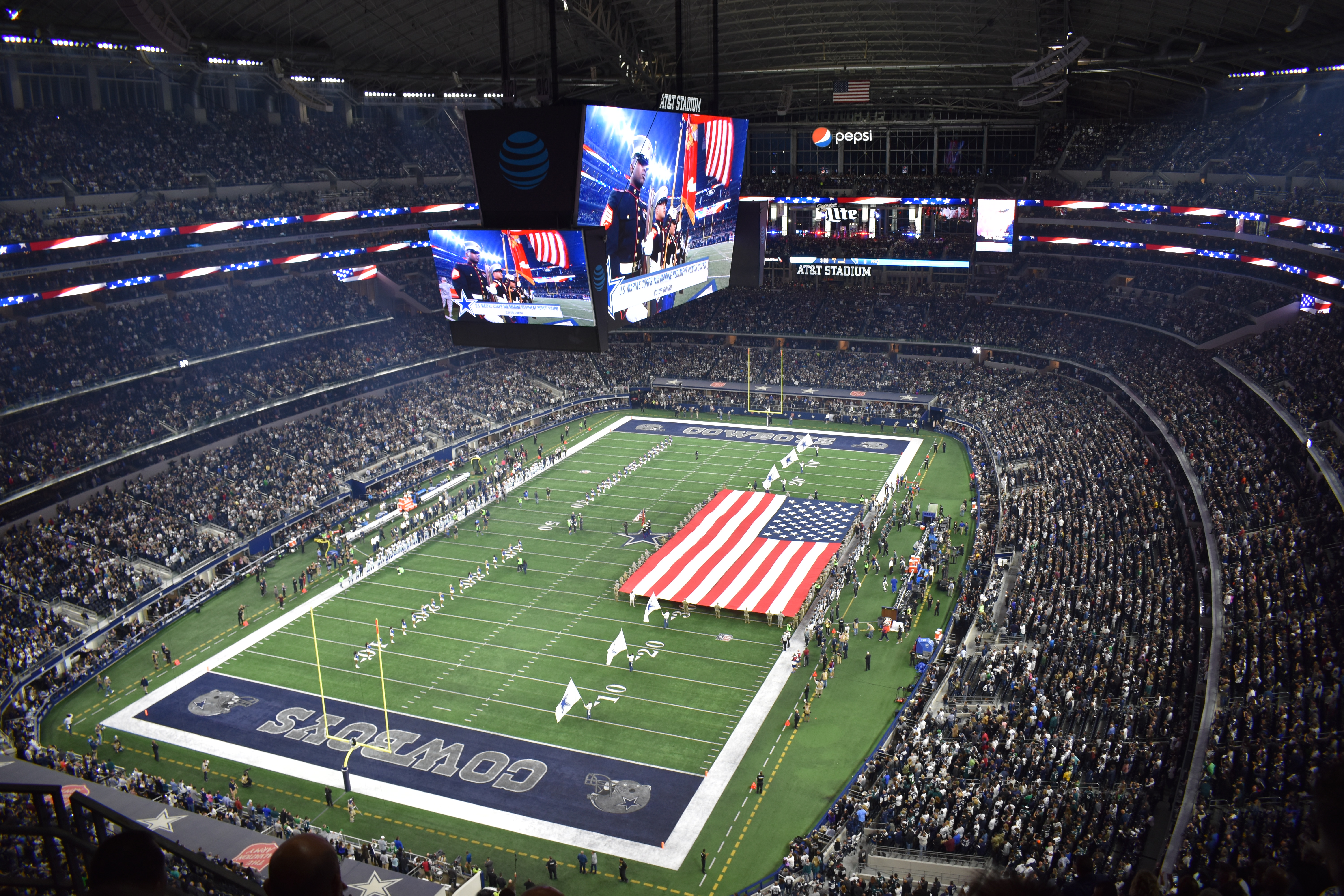 Survivor at Every Stadium: Dallas Cowboys #SundayNightFootball