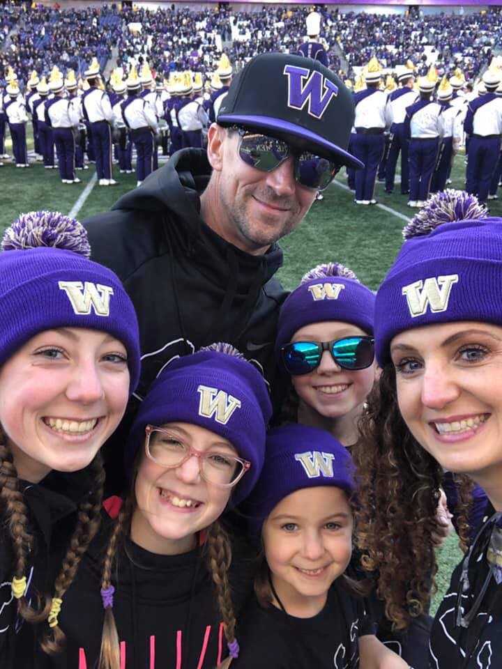 Survivor at Every College Stadium: University of Washington Huskies